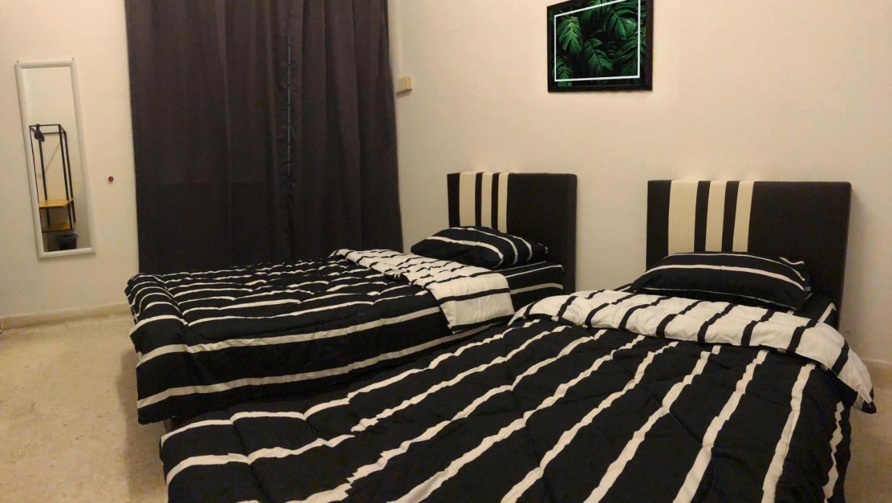Panda Homestay 세렘반 외부 사진