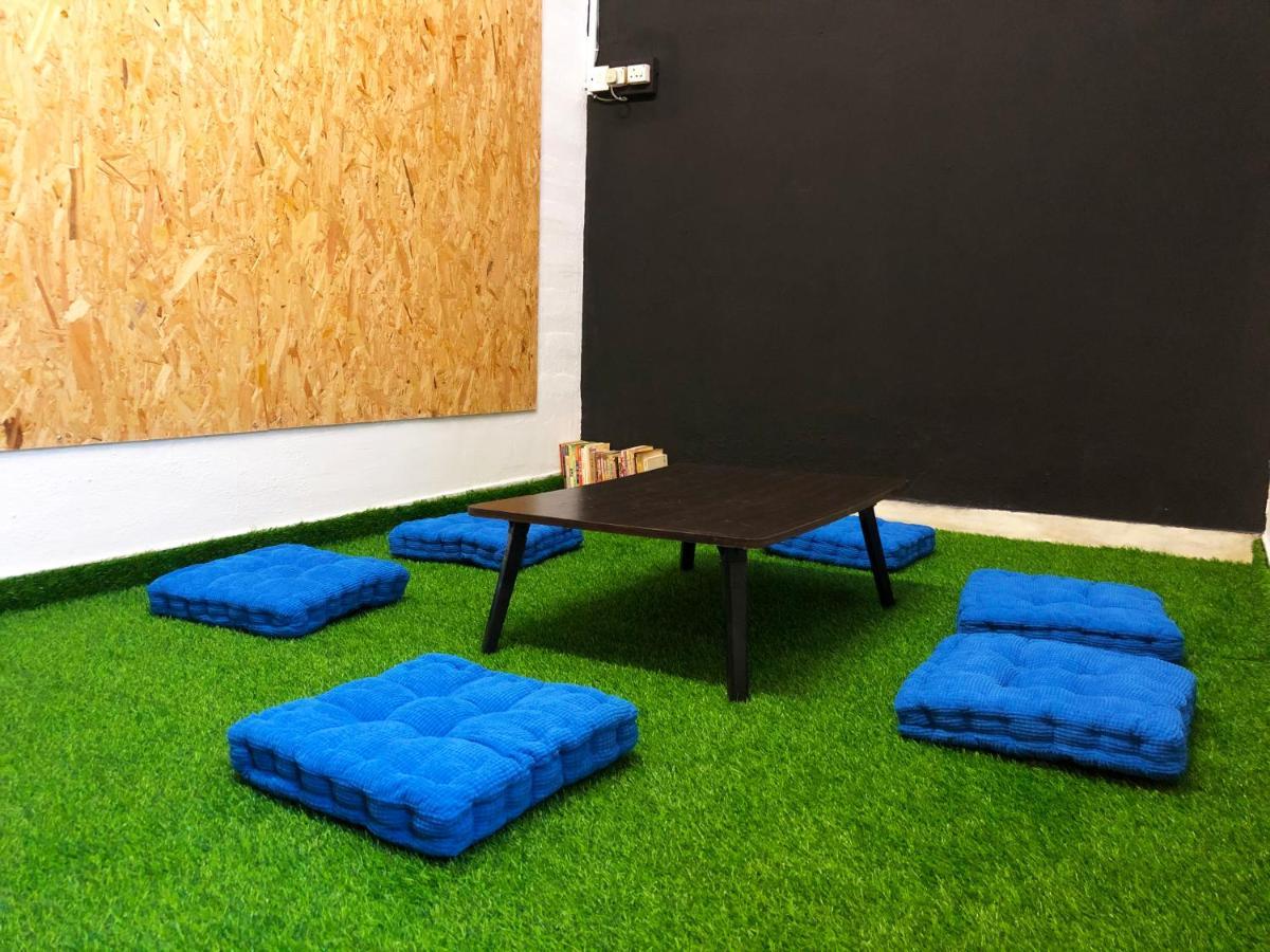 Panda Homestay 세렘반 외부 사진
